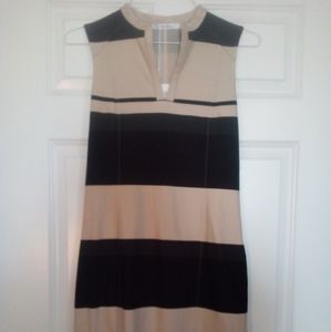 Sleeveless dress tight knit